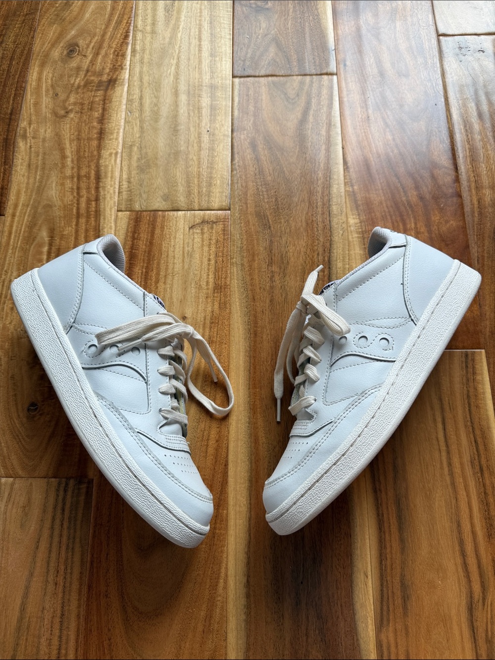 Saucony Jazz court white sneakers shoes in size 41